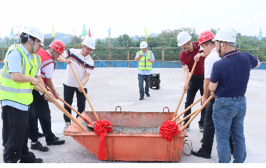 喜封金頂！宜賓遠東電纜二期交聯(lián)機主機樓圓滿封頂，產能升級再啟新程。
